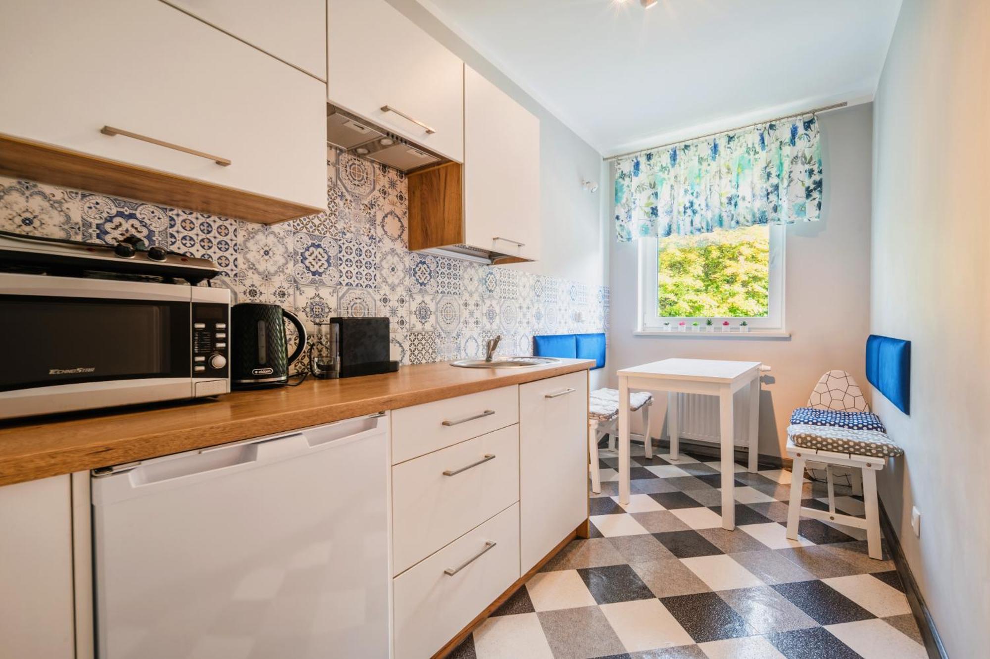 Apartamenty Wczasowa - Komfort Z Narciarnia Kudowa Zdroj Exterior photo